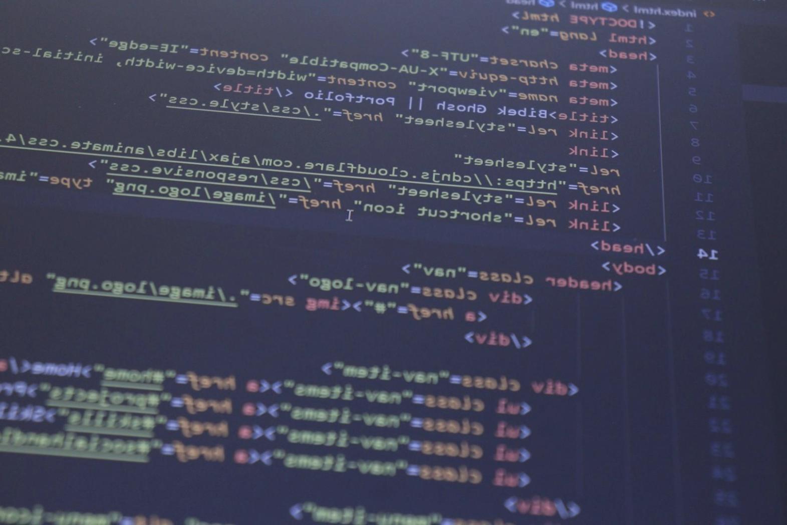 Mobile Game Testing Arbeitsplatz mit verschiedenen Geräten